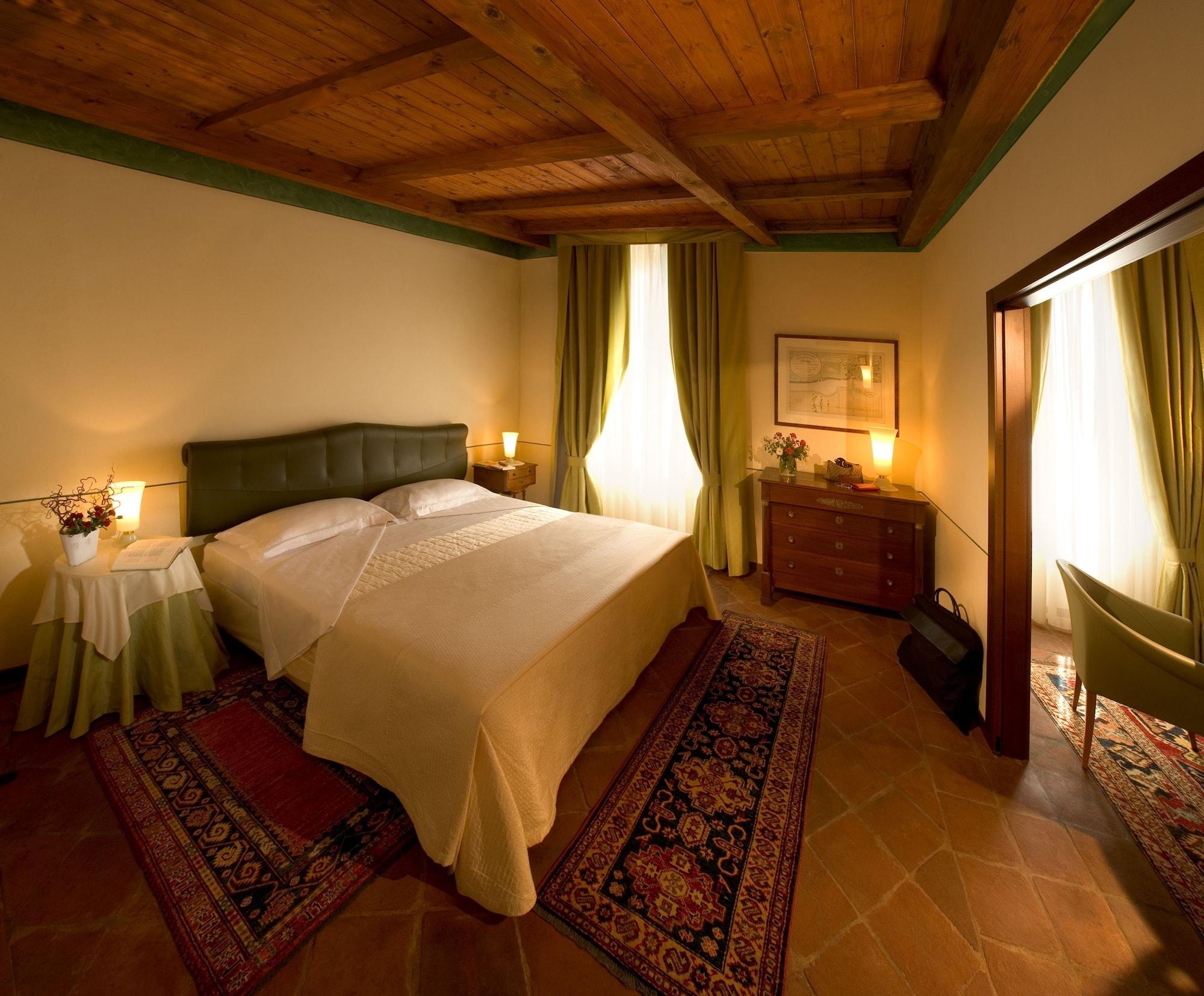 Albergo Dell'Agenzia Bra Exteriér fotografie