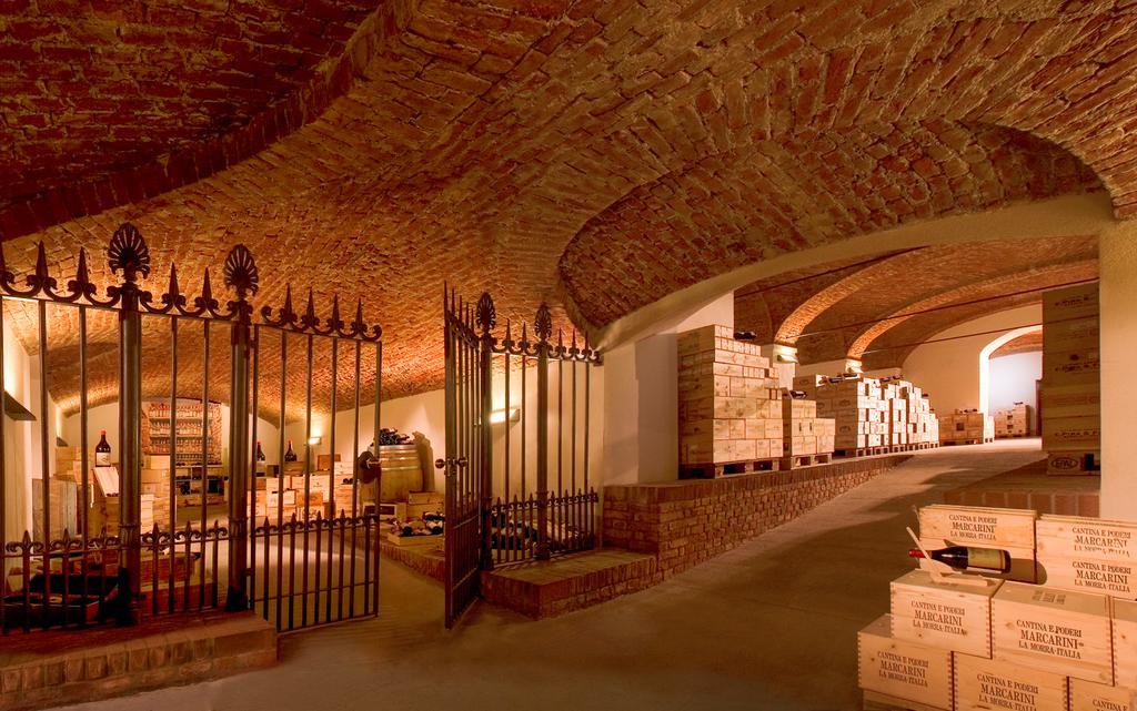 Albergo Dell'Agenzia Bra Exteriér fotografie
