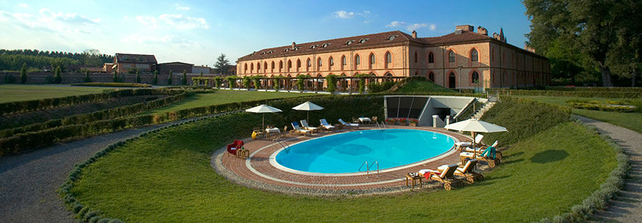 Albergo Dell'Agenzia Bra Exteriér fotografie
